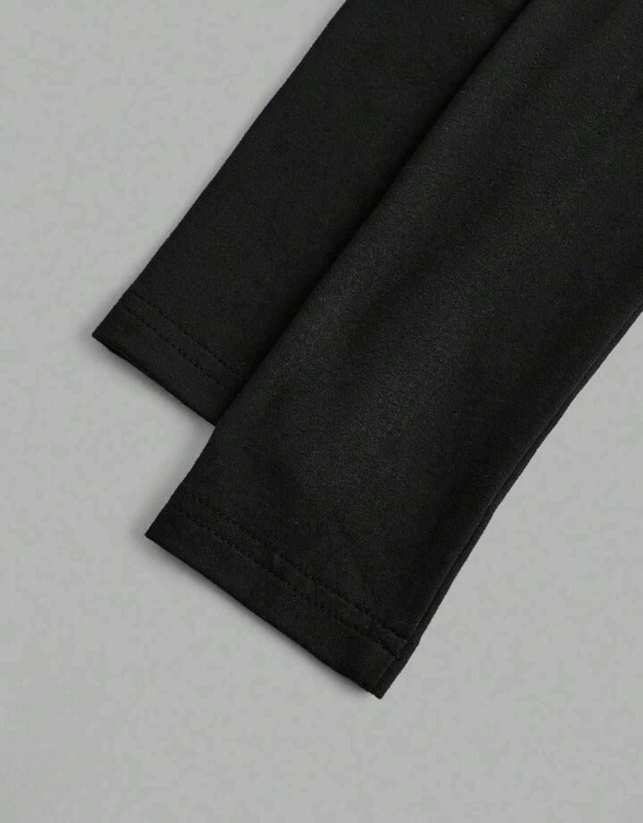 Chaqueta deportiva ajustada con cremallera