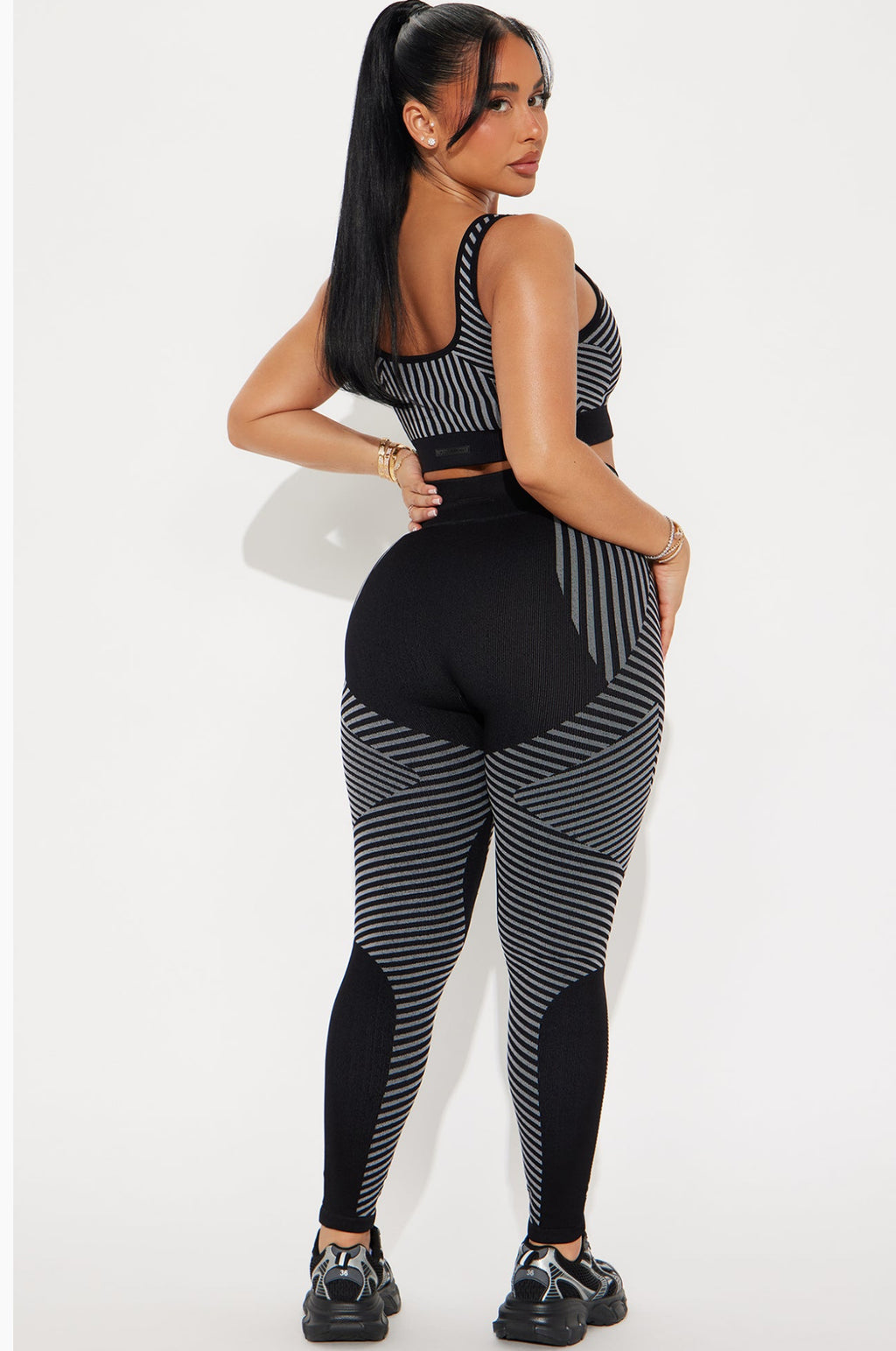 Conjunto Deportivo Seamless
