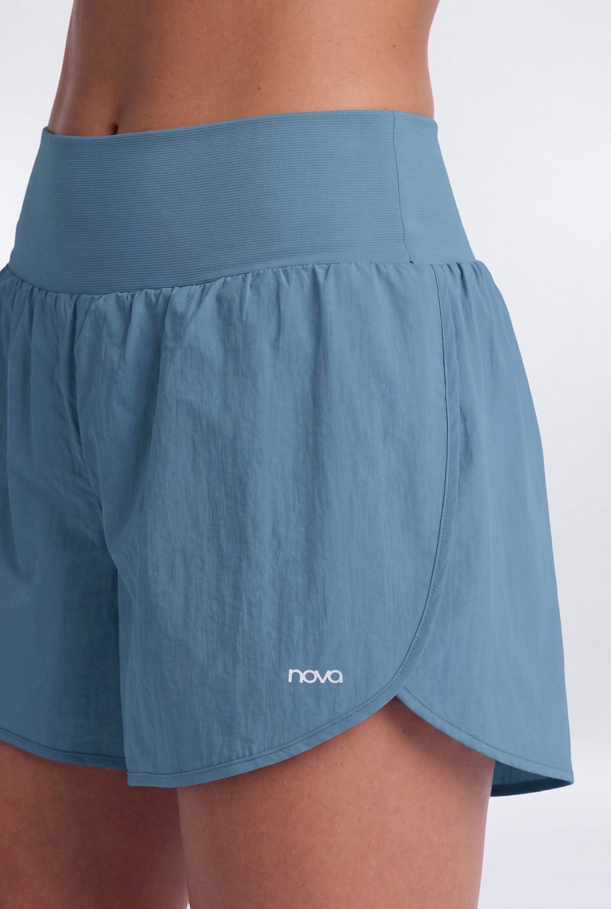 Short Deportivo FashionNova